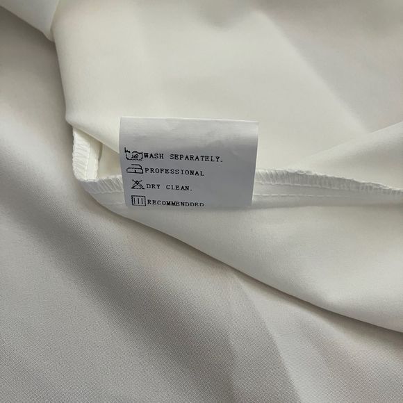 Noracora Lightweight Short Sleeve Pullover Blouse with Lace Detail Size XXL NWT - Picture 9 of 9